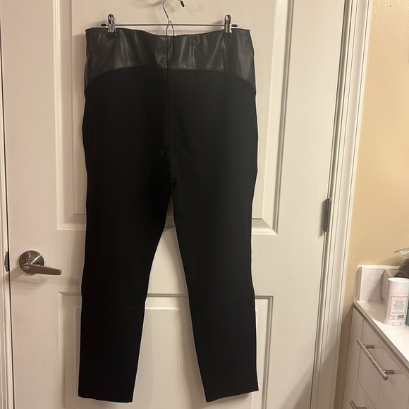 Tribal Pull-On Combo Faux Leather Leggings - XL - Picture 8 of 11